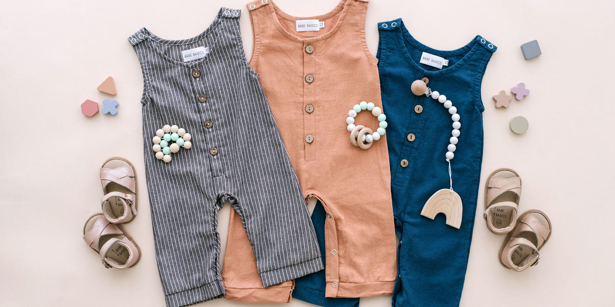 Rompers vs Onesies vs Bodysuits What's a Baby Romper? Babe Basics