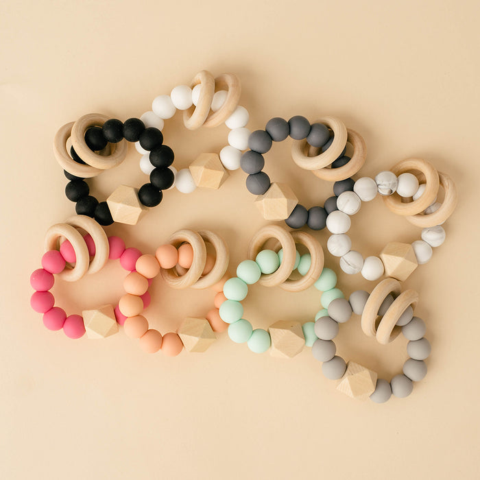 How to Choose a Teether for Your Baby