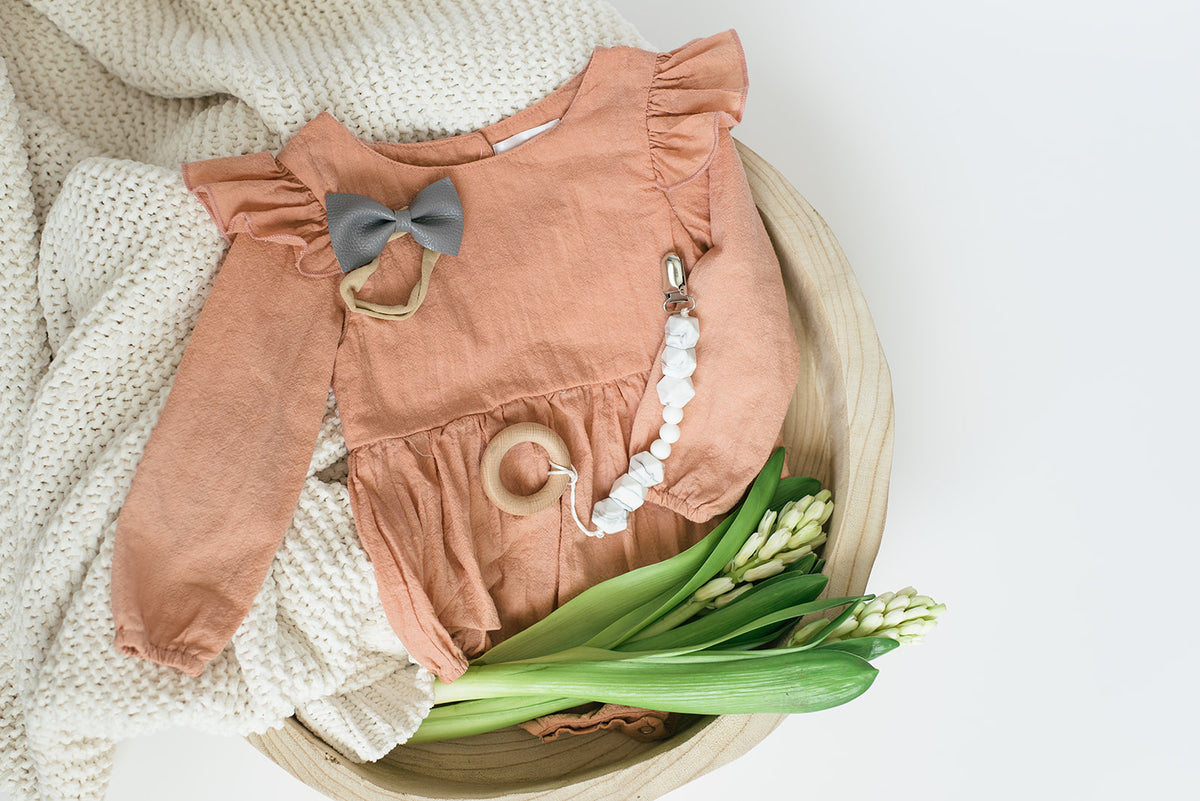 Pearl Pacifier Clip Babe Basics